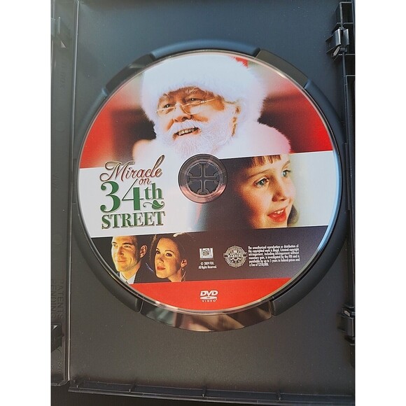 Miracle on 34th Street (DVD, 1994) Classic Christmas Movie - Picture 3 of 3